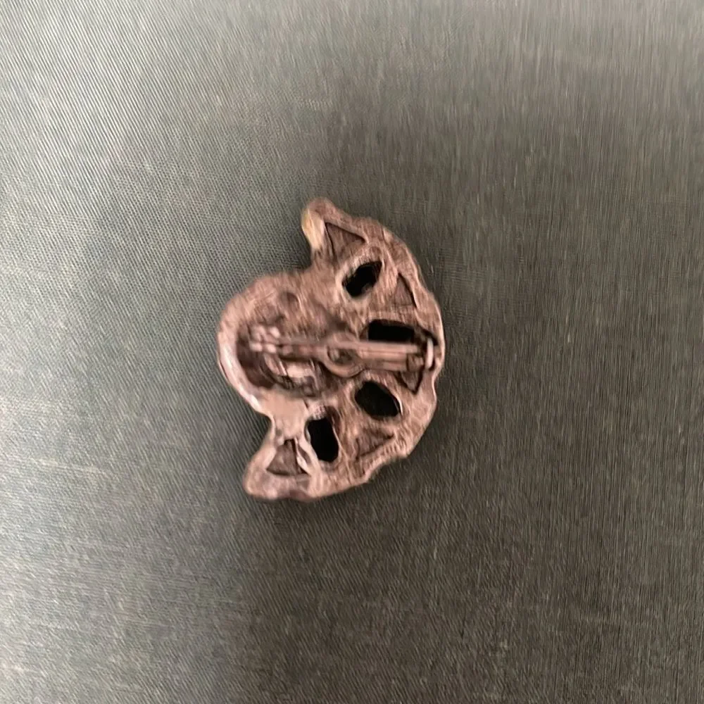 Vintage Elegant Silver Pink Crystal Brooch